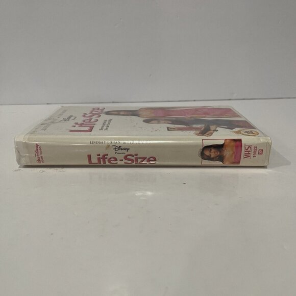 Life-Size (VHS, 2000) Disney Lindsay Lohan Tyra Banks Clamshell Blue Tape - Picture 3 of 7